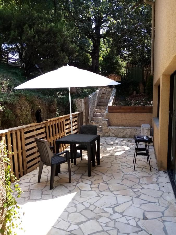 Chez Sylvie Et Amador Apartment Las Illas Exterior foto