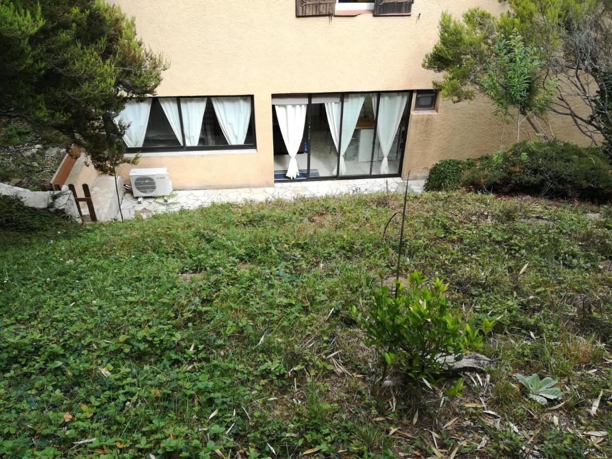Chez Sylvie Et Amador Apartment Las Illas Exterior foto
